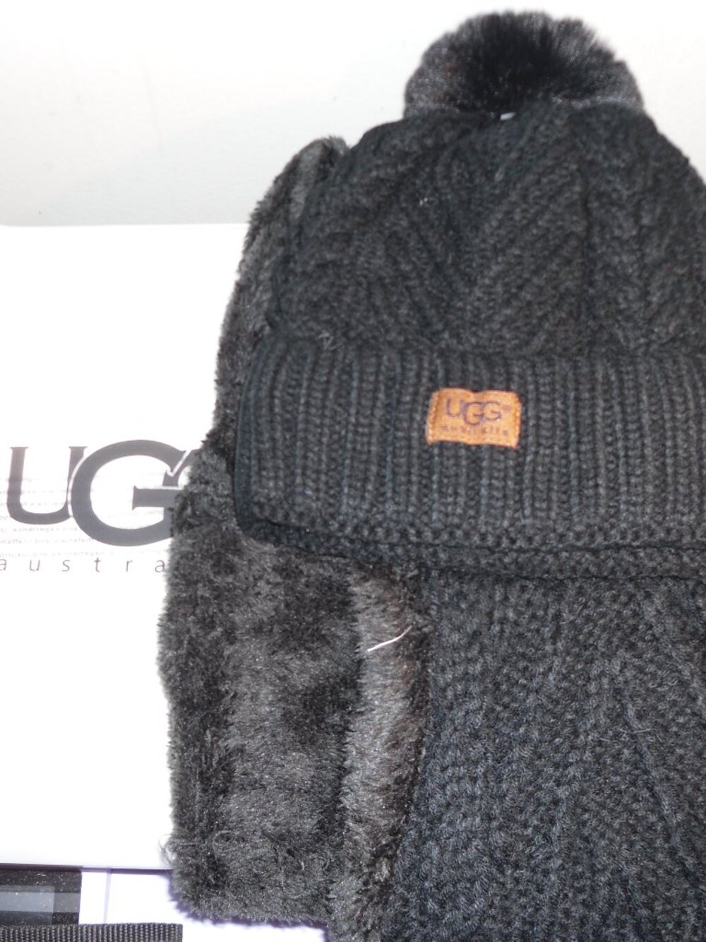 UGG infinity women's winter hat & scarf set BLACK